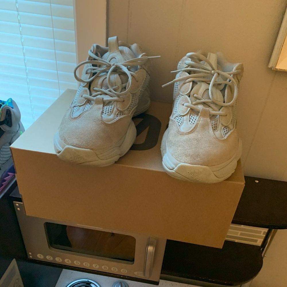 Yeezy 500 Salt size 12